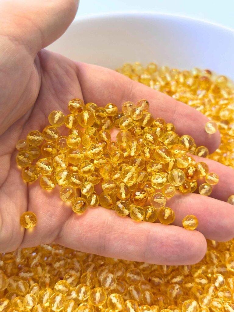 Loose Amber Beads – Faceted 6-8mm Round Beads – 500 grams - Baltic Amber Wholesale - Ekohub.lt
